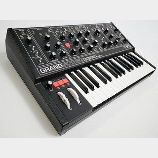 MoogGRANDMOTHER DARK