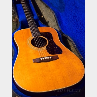 65%OFF【送料無料】 Guild ハードケース付 D-40 1989 ギター