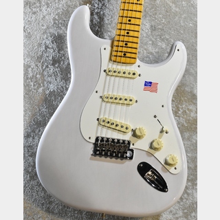 FenderEric Johnson Stratocaster White Blonde #EJ24249【3.55kg】【アルダーボディ/柾目ネック】