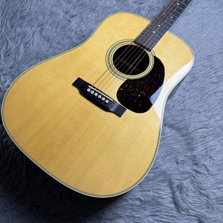 Martin D-28 Standard