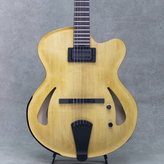 Victor Baker Guitars Model 15 Archtop 1 Pickup Natural Satin