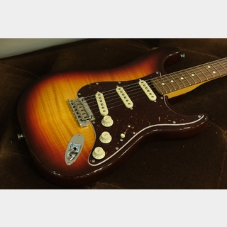 Fender 70th Anniversary American Professional II Stratocaster / Comet Burst