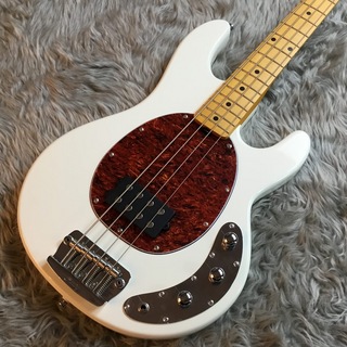 Sterling by MUSIC MAN RAY24CA-M1 エレキベース ホワイト Stingray スティングレイ