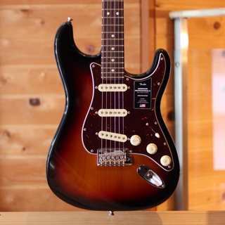 FenderAmerican Professional II Stratocaster Rosewood Fingerboard 3-Color Sunburst