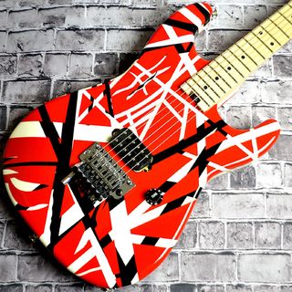 EVH Stripe Series R/B/W