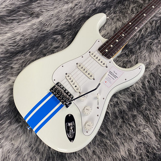 Fender 2023 Collection MIJ Traditional 60s Stratocaster Olympic White with Blue Competition Stripe