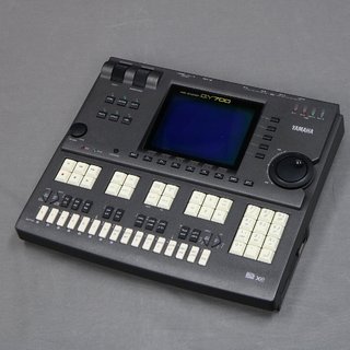 YAMAHA QY700 【御茶ノ水本店】