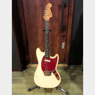Fender1966 Musicmaster Ⅱ White