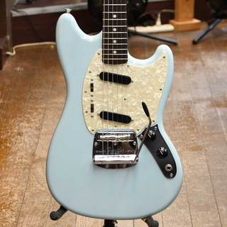 Fender MG65