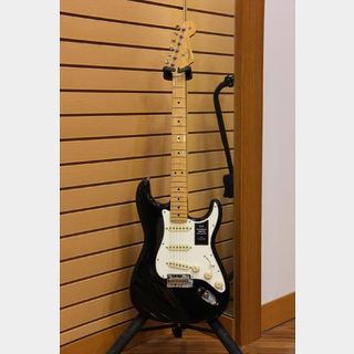 Fender Player II Stratocaster Maple Fingerboard / Black