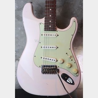 SuhrClassic / Antique Stratocaster - Aged / Build,By J. W. Black / Shell Pink  