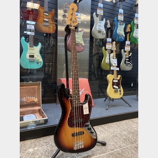 FenderMade In Japan Traditional 60s Jazz Bass / 3-Color Sunburst