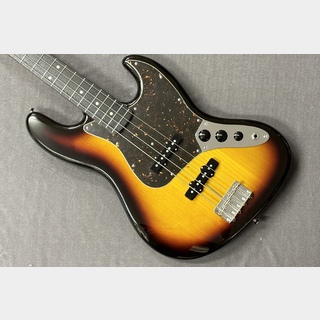 FenderMade in Japan Hybrid '60s Jazz Bass 3TS #JD17036464 MADE IN JAPAN 4.15kg【GIB兵庫】