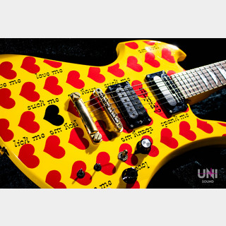 Burny MG-145S HY Yellow Heart (hide Signature Model)