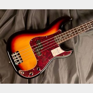 Fender Made in Japan Traditional 60s Precision Bass Rosewood Fingerboard 3-Color Sunburst プレシジョンベー