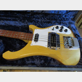 Rickenbacker 4001 