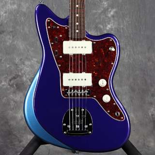 フェンダーより、スターキャスターのヘッドとジャズマスターのボディを