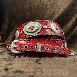 Dru White Feather Q RED