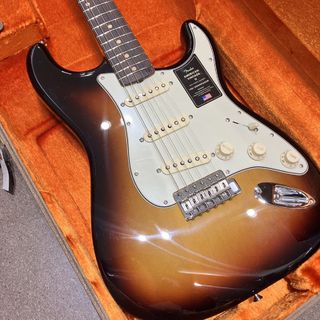 Fender American Vintage II 1961 Stratocaster 3-Color Sunburst エレキギター ストラトキャスター 【3.53kg】