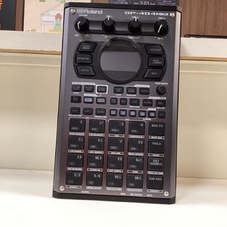 Roland SP-404MKII