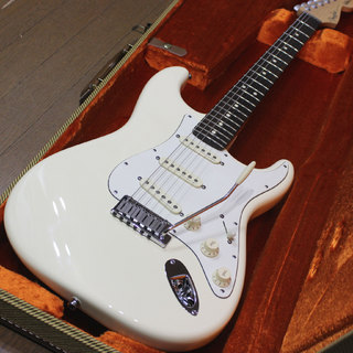 Fender Jeff Beck Signature Stratocaster Olympic White フェンダー ジェフベック シグネチャー  2014年製です。