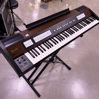 Roland C-200
