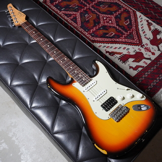 Suhr Classic S Antique Roasted Maple 3-Tone Sunburst