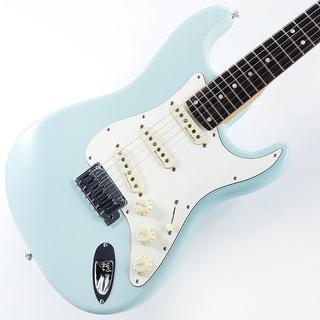 Fender Rei Stratocaster R246,レイブルー Rei、初のFenderシグネイチャーギター「Rei Stratocaster R246