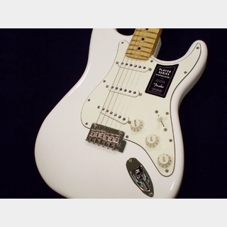 Fender Player Stratocaster Maple Fingerboard  Polar White