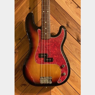 Fender Japan PB62-70US 3TS