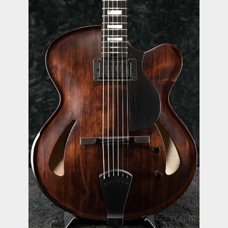 Victor Baker【Jazz Guitar FairModel 15 Archtop w/ Ebony Pickguard -Brown Stain w/ Satin Topcoat-【金利0%対象】