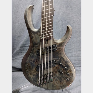 m*e様 ジャンクベース 工房 オーダー 自作 変形 スルーネック 楽器