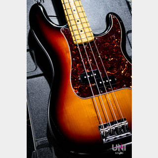 Fender American Standard Precision Bass 3CS/M 2011