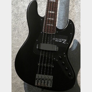 エレクトリック・ベース ＞ JBタイプ、黒 マッチングヘッドの