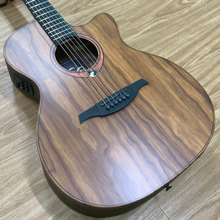 LAG Guitars SAUVAGE-ACE