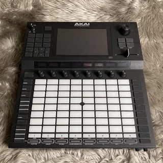 AKAI PROFESSIONAL Force【現物画像】