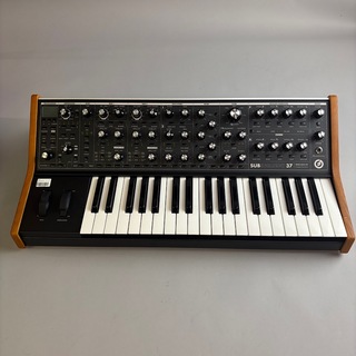 MOOG Model 10 〜モーグ博士が製作した最初のポータブルモジュラー