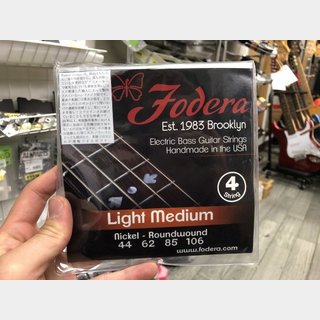 Fodera Fodera Strings 4st. Nickel Light Medium 44-106