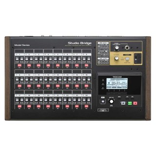 Tascam Studio Bridge(24入出力オーディオインターフェース＆マルチトラックレコーダー)【予約商品・11月23日以...