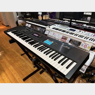 Roland JUNO-DS76