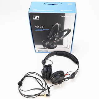 120kHzの超高域再生！ハイエンドヘッドホンSony MDR-Z1Rをエンジニアと