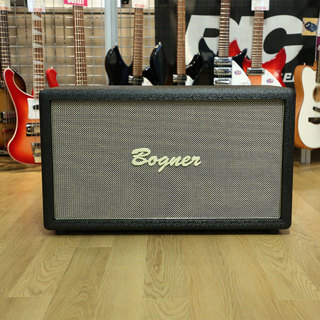 Bogner 2x12 Closed bottom V30/8Ω  (Comet Tolex/Salt&Pepper/Gold Piping)