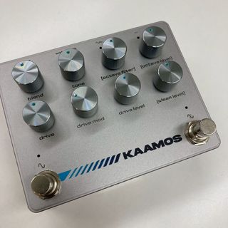 ダークグラスより、オクターバーとディストーションを融合した