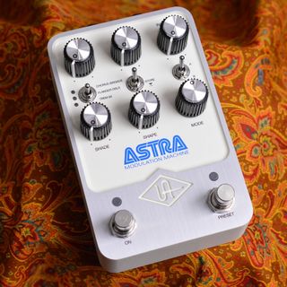 Universal Audio Astra Modulation M/C