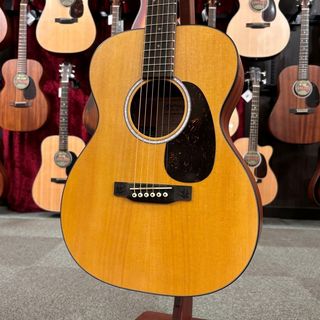 Martin000JR-10E Shawn Mendes #2883962【エレアコ】【オール単板】