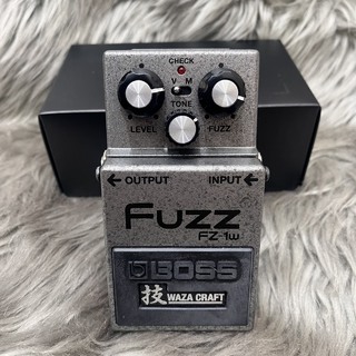 BOSS FZ-1W