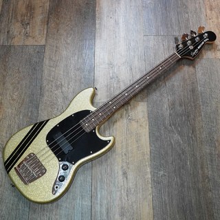 Squier by FenderMikey Way Signature Mustang Bass