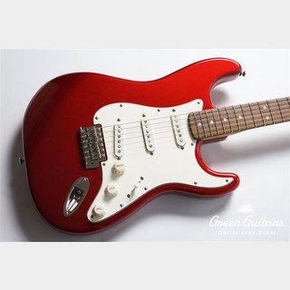 Squier by Fender Classic Vibe ‘60s Stratocaster - Candy Apple Red