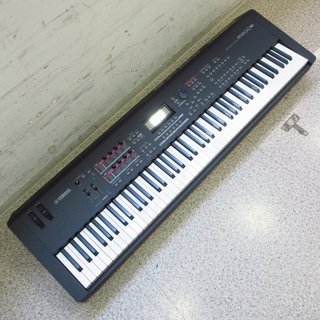 YAMAHA MOX8 "ミュージックプロダクションシンセ" 【横浜店】