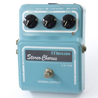 Maxon Chorus ペダル オリジナルの 10V アダプターが付属し 楽器